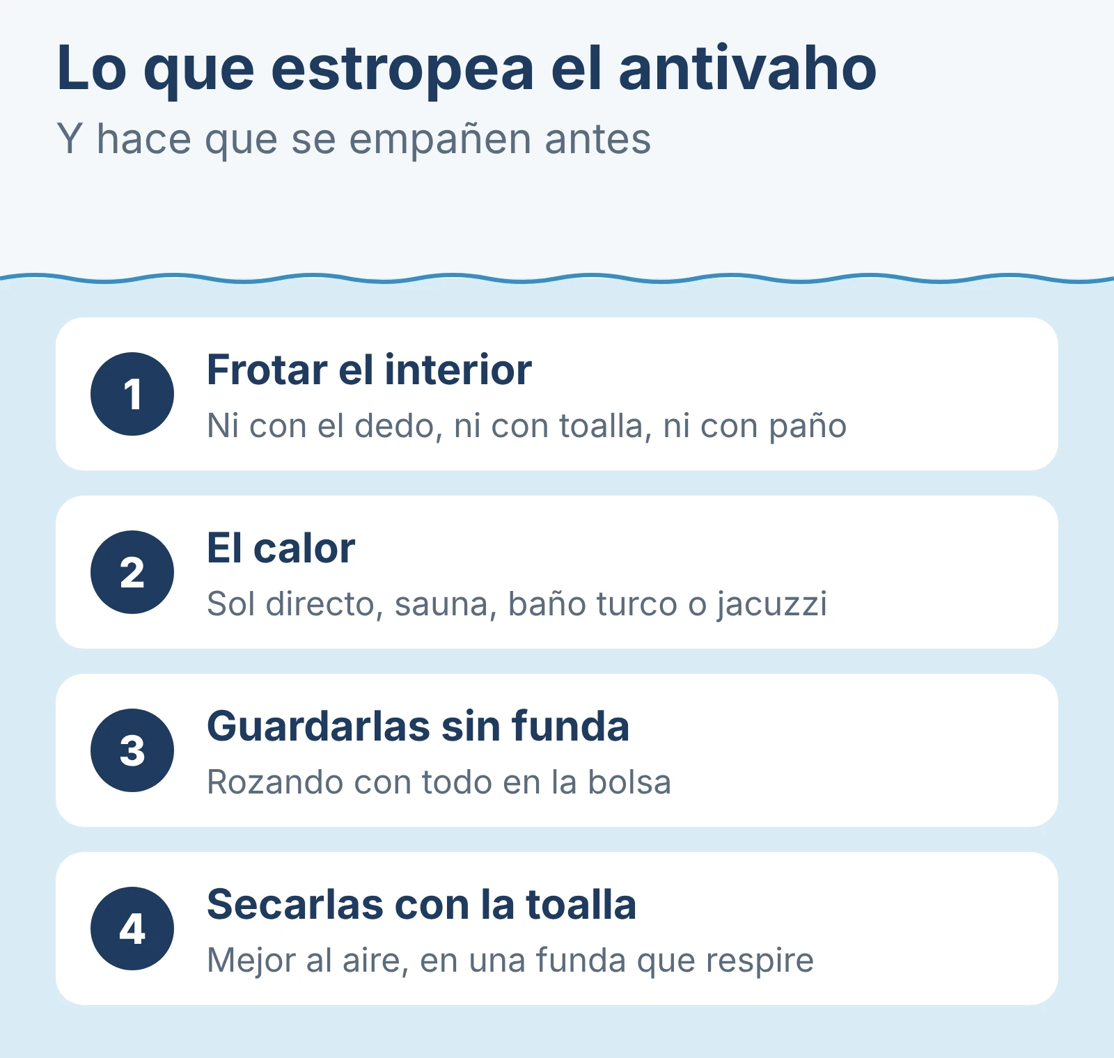 Lo que estropea el antivaho de las gafas: frotar el interior, el calor, guardarlas sin funda y secarlas con la toalla.
